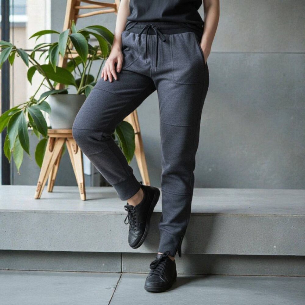 Athleta Flux Street Joggers | Large